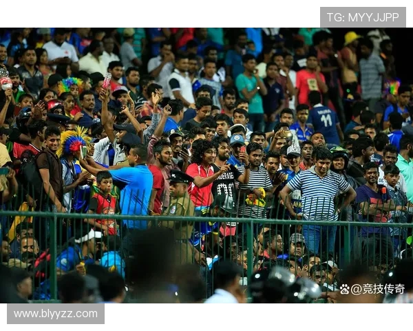 因球迷展示歧视横幅，巴萨被禁止出售下一场欧冠客场门票